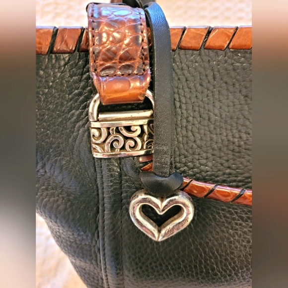 Vintage Brighton Pebbled Leather Shoulder Bag. Brown trim and hand1les. - Picture 3 of 13